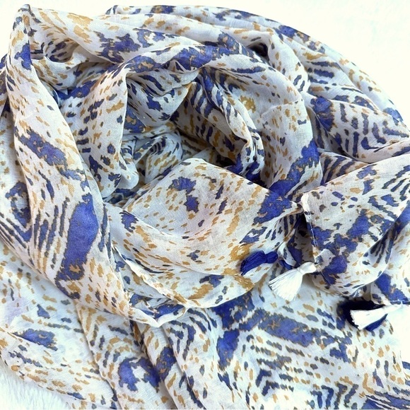 Luxury Tassel Abstract Print Scarf Shawl - Picture 4 of 6